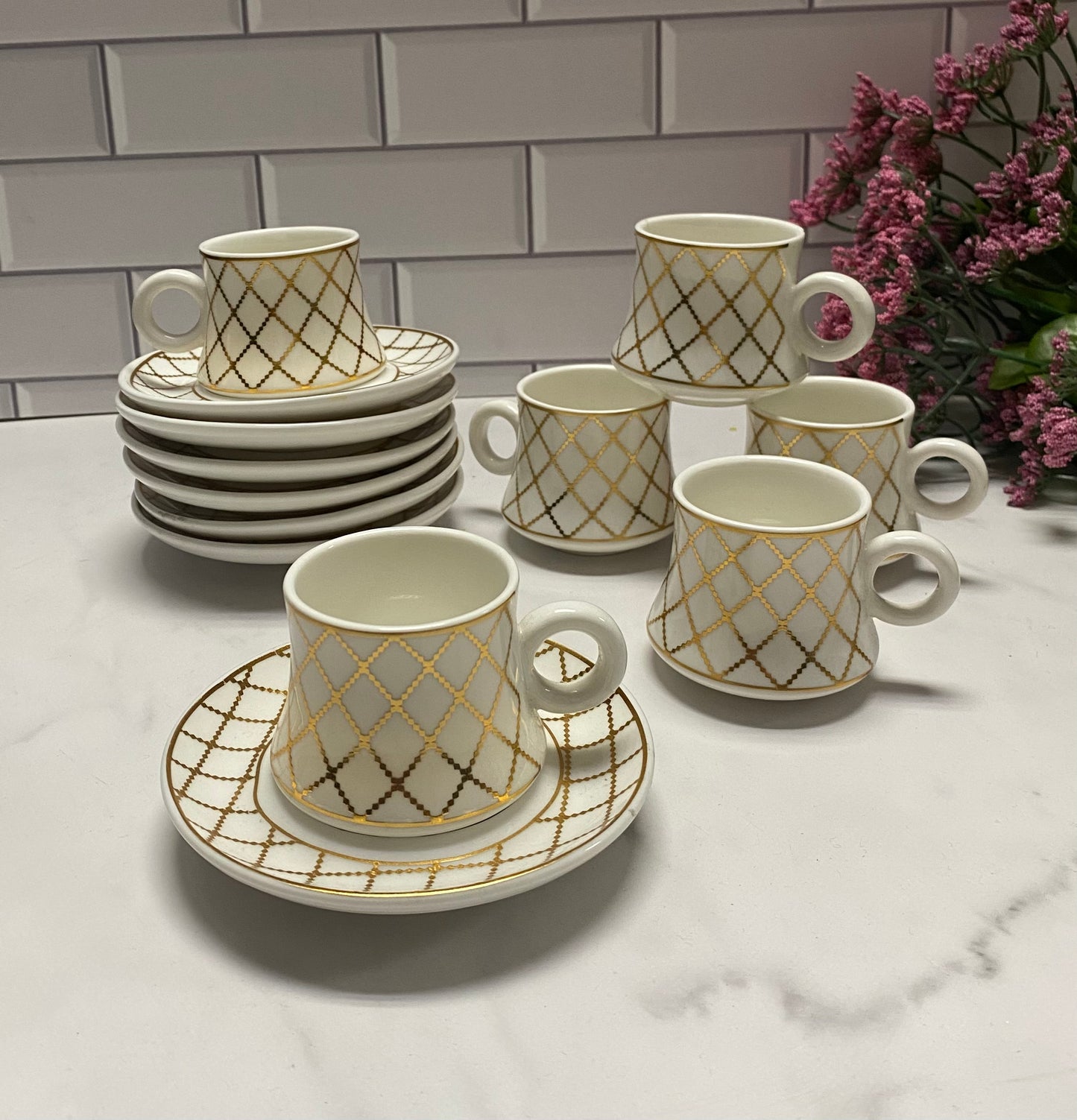 Coffee/Espresso Cups Gold Design